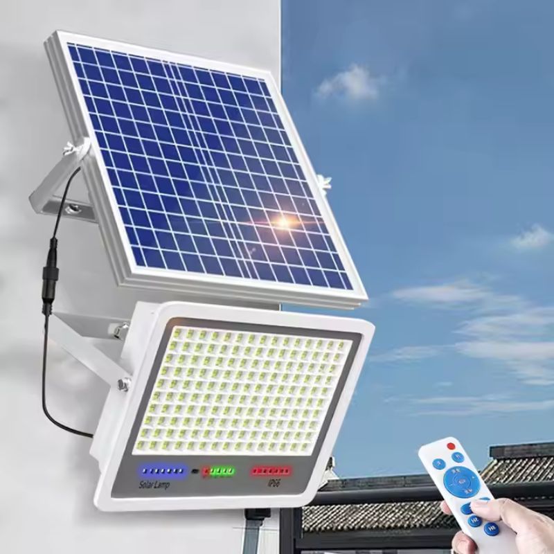Projecteur solaire avec détecteur (LED à 4 cœurs)