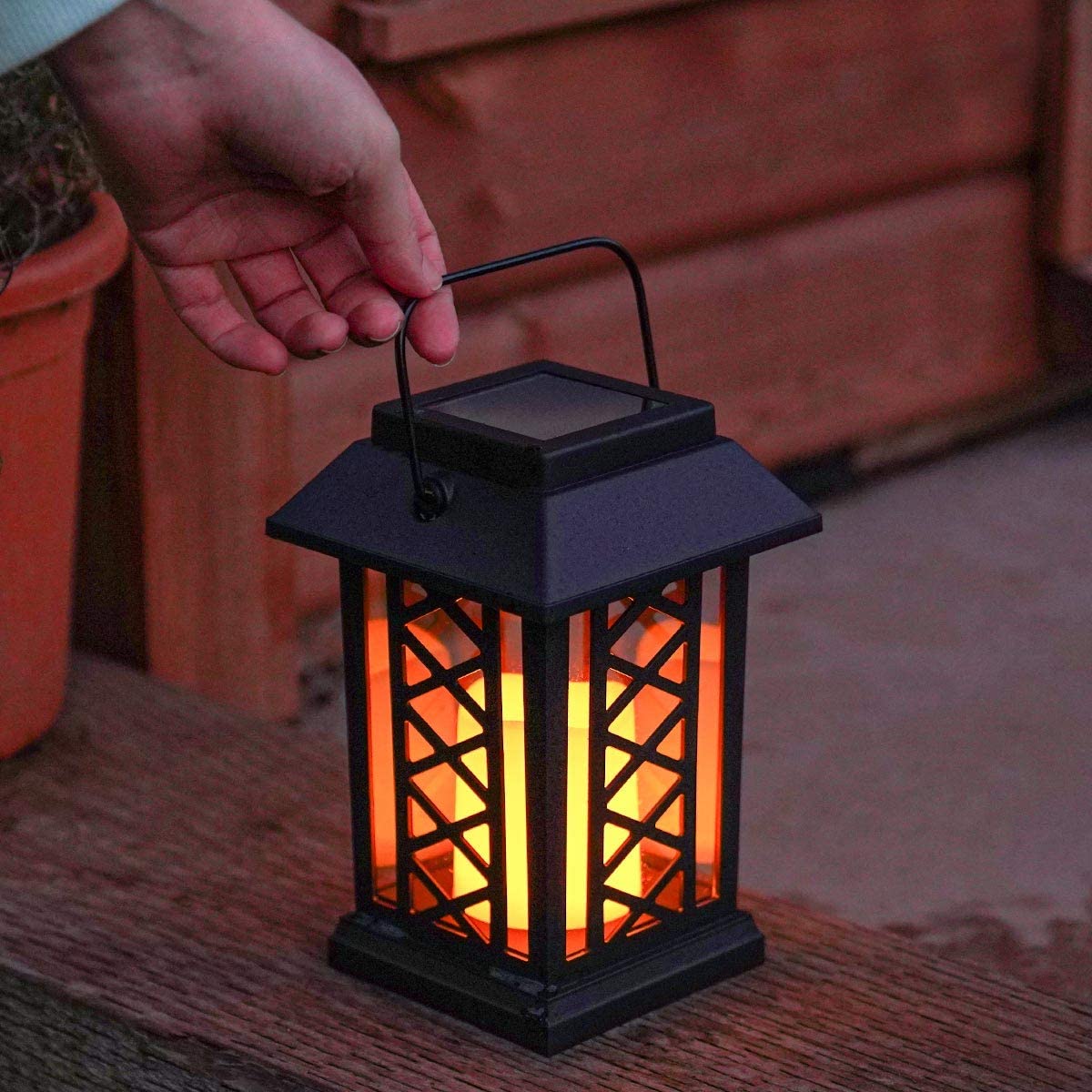 Lanterne Solaire Exterieur 2 Pièces Lampe Solaire avec Bougie Vacillante, Lampe de Table Solaire Étanche Suspension Solaire Exterieur a Poser pour Balcon Jardin Terrasse Deco - Bronze Lanterne Solaire Exterieur 2 Pièces Lampe Solaire avec Bougie Vacillante, Lampe de Table Solaire Étanche Suspension Solaire Exterieur a Poser pour Balcon Jardin Terrasse Deco - Bronze