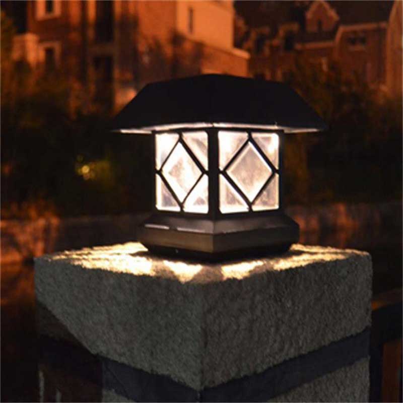 Lampe LED solaire pour jardin