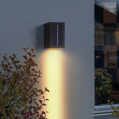 Lampe de jardin solaire design